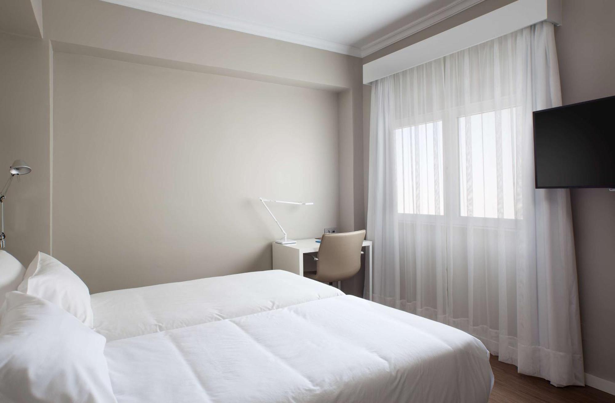 Nh Las Palmas Playa Las Canteras Ngoại thất bức ảnh
